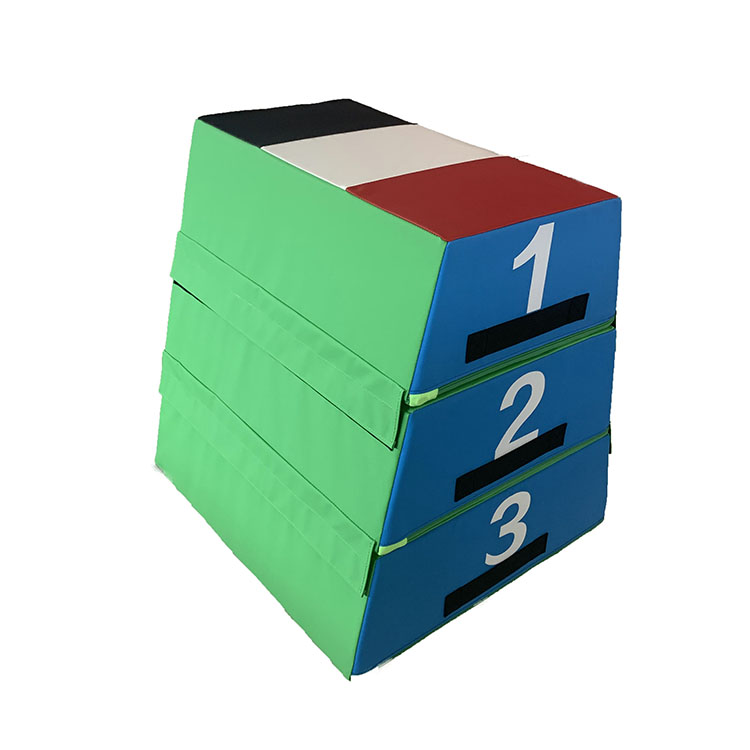 Väike kolmeosaline hüppekast