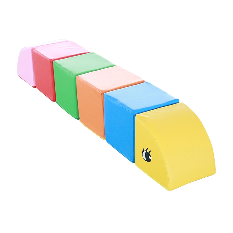 Pehme ristkülikukujuline röövik